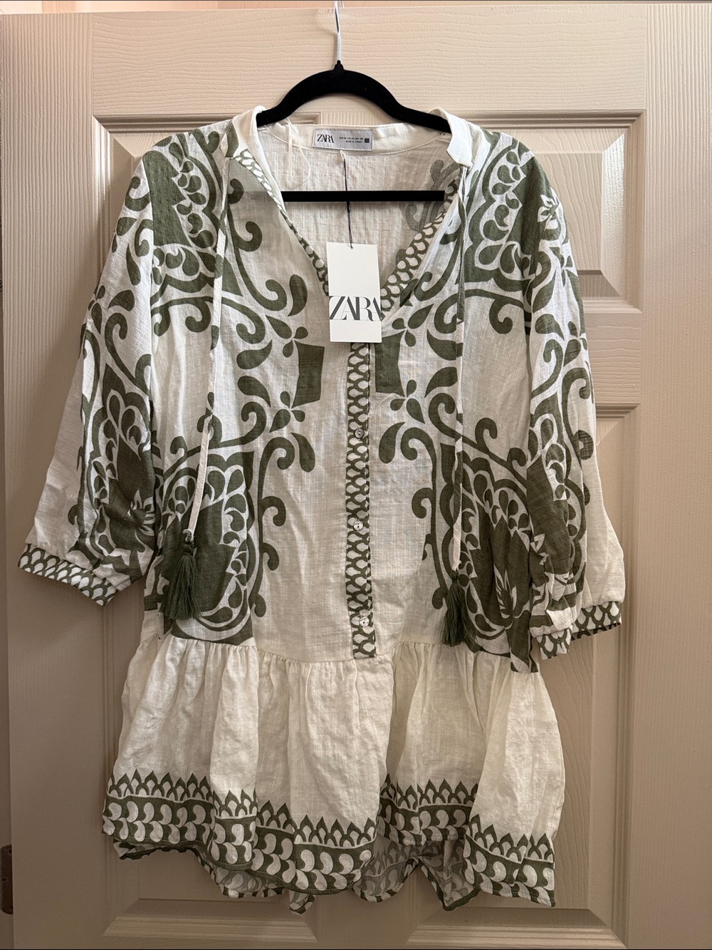 Zara (NWT) white and green tunic
